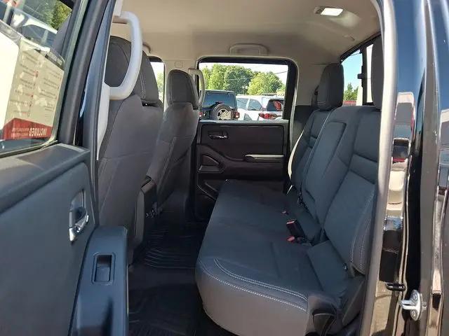 2024 Nissan Frontier Crew Cab SV 4x4