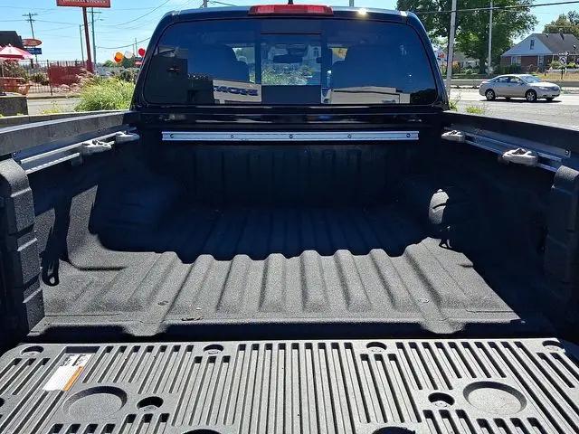 2024 Nissan Frontier Crew Cab SV 4x4