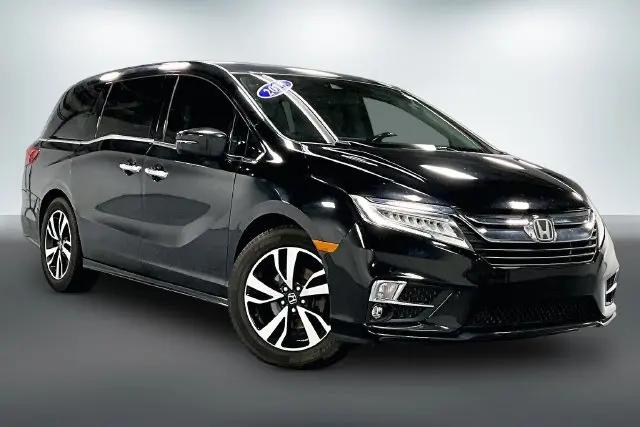 2018 Honda Odyssey Elite for sale in Auburn, IN