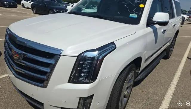 2020 Cadillac Escalade ESV 4WD Luxury for sale in Auburn, IN