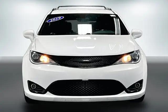2019 Chrysler Pacifica Touring L Plus