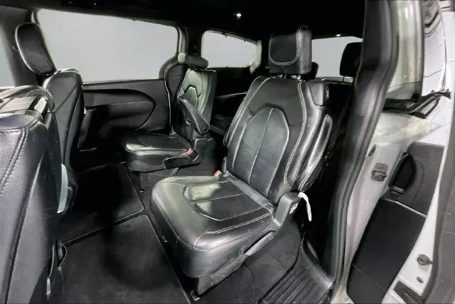 2019 Chrysler Pacifica Touring L Plus