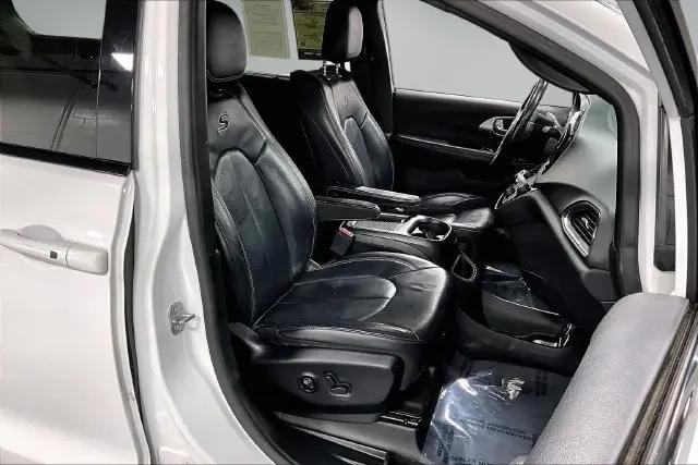 2019 Chrysler Pacifica Touring L Plus