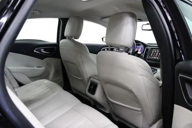 2015 Chrysler 200 C