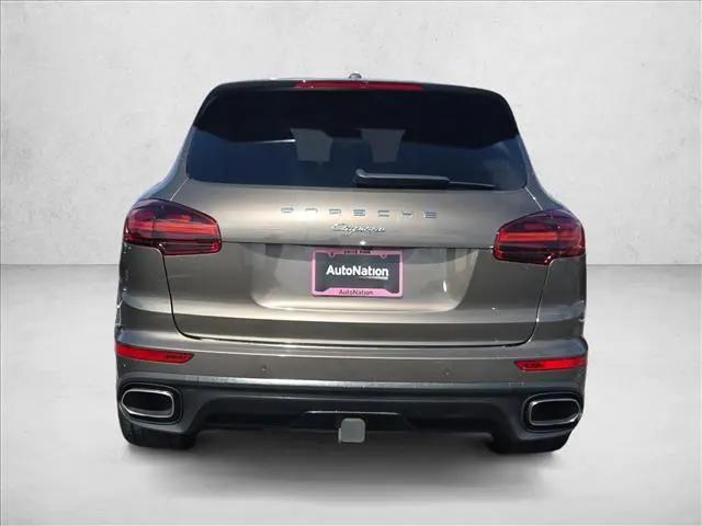 2016 Porsche Cayenne Cayenne