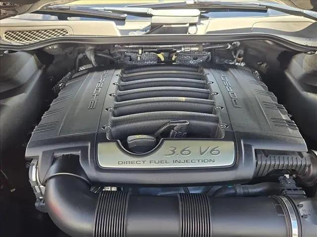 2016 Porsche Cayenne Cayenne