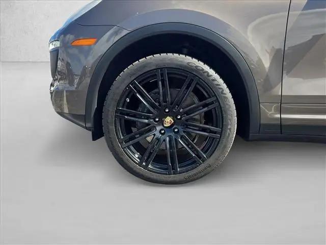 2016 Porsche Cayenne Cayenne