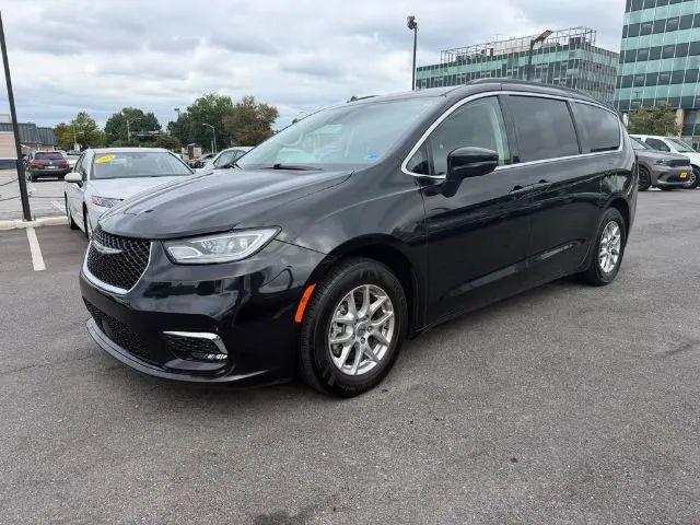 2022 Chrysler Pacifica Touring L for sale in Falls Church, VA