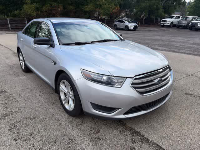 2016 Ford Taurus SE