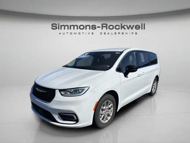 2024 Chrysler Pacifica Touring L for sale in Elmira, NY