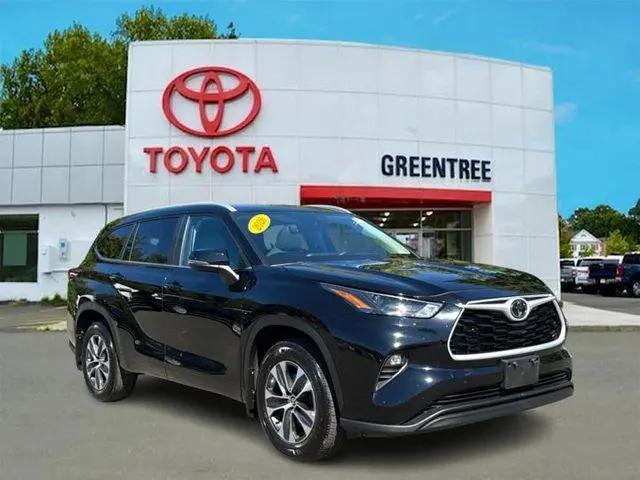 2026 Toyota Highlander XLE for sale in Danbury, CT