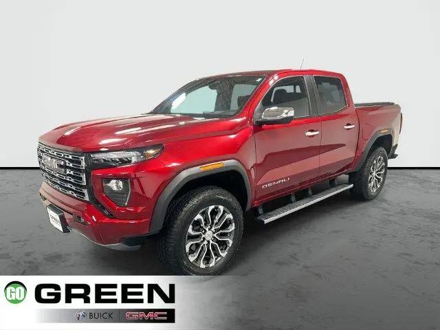2026 GMC Canyon Denali, 4WD for sale in Davenport, IA