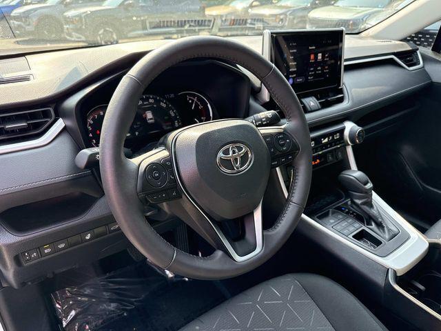 2024 Toyota RAV4 XLE 2024 Toyota RAV4 XLE