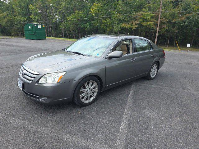 2005 Toyota Avalon Limited for sale in Kingsport, TN