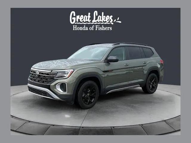 2025 Volkswagen Atlas 2.0T Peak Edition for sale in Fishers, IN