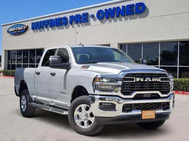 2026 Ram 2500 Big Horn Crew Cab 4x4 64 Box for sale in Lewisville, TX
