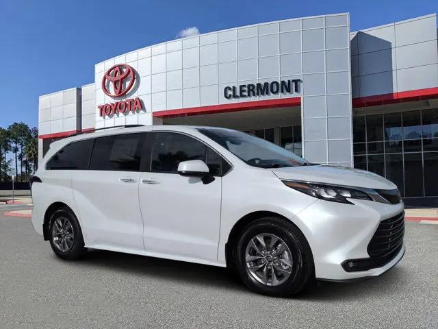 2025 Toyota Sienna XLE for sale in Clermont, FL