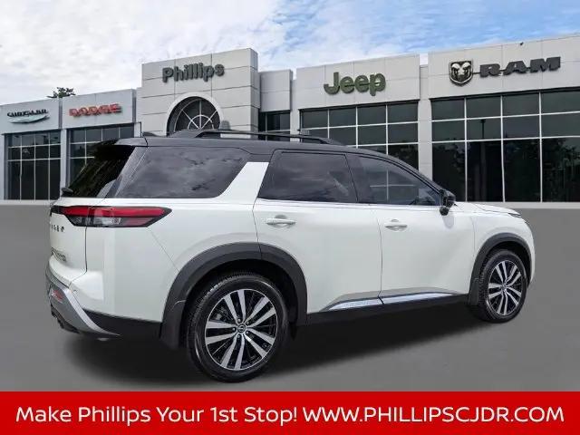 2023 Nissan Pathfinder Platinum 4WD