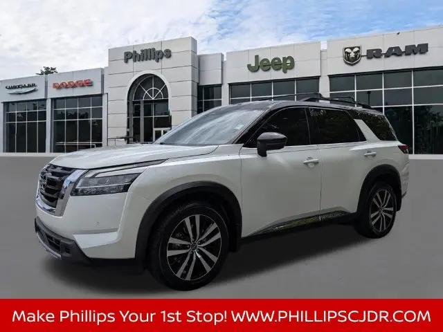 2023 Nissan Pathfinder Platinum 4WD