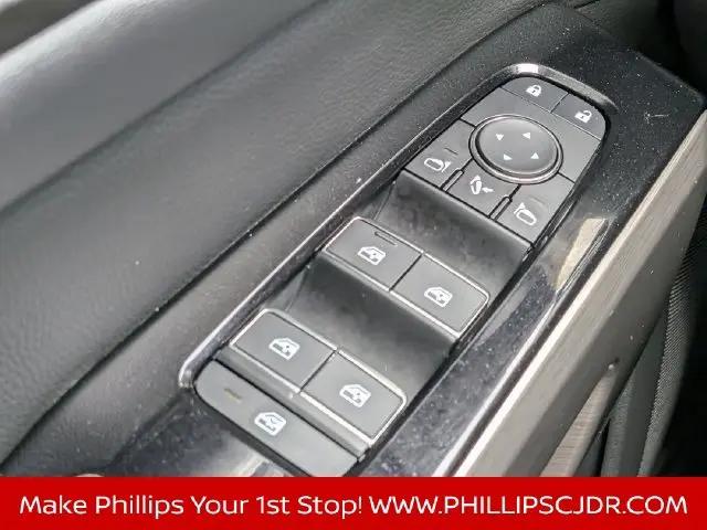 2023 Nissan Pathfinder Platinum 4WD