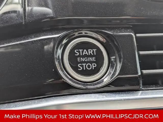 2023 Nissan Pathfinder Platinum 4WD