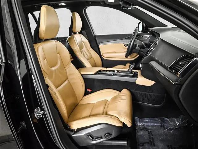 2021 Volvo XC90 Inscription
