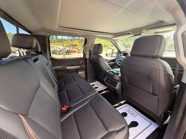 2027 Ford F-250 LARIAT