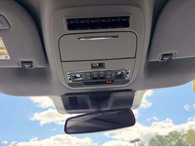 2027 Ford F-250 LARIAT