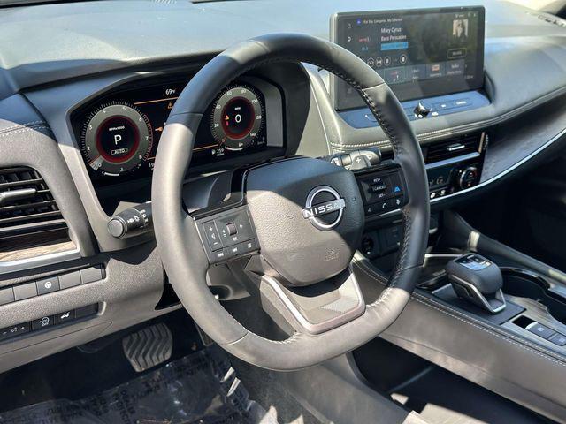 2025 Nissan Rogue Platinum Intelligent AWD 2025 Nissan Rogue Platinum Intelligent AWD