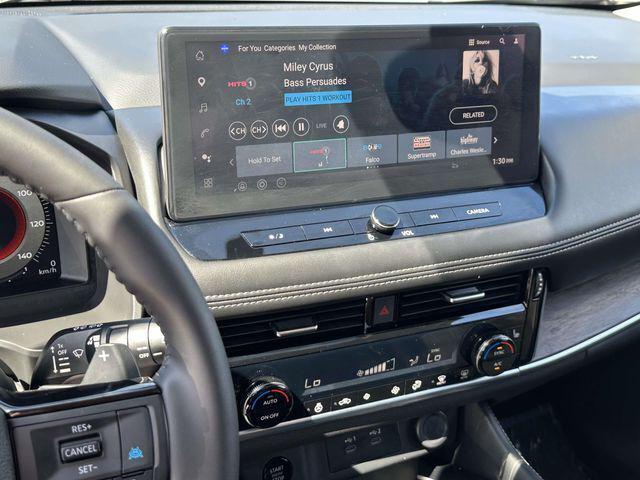 2025 Nissan Rogue Platinum Intelligent AWD 2025 Nissan Rogue Platinum Intelligent AWD