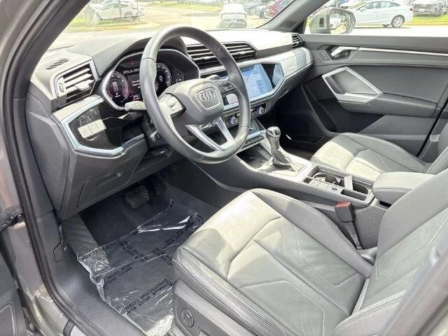 2021 Audi Q3 Premium Plus 45 TFSI S line quattro Tiptronic 2021 Audi Q3 Premium Plus 45 TFSI S line quattro Tiptronic
