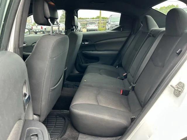 2014 Dodge Avenger SE