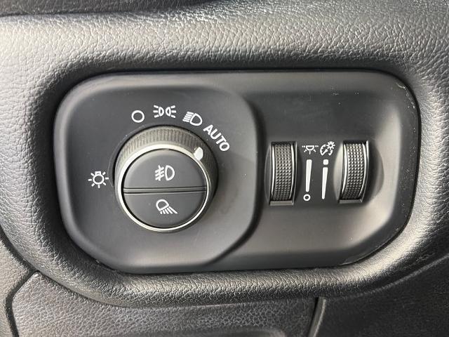 2021 Ram 1500 Laramie Crew Cab 4x4 57 Box