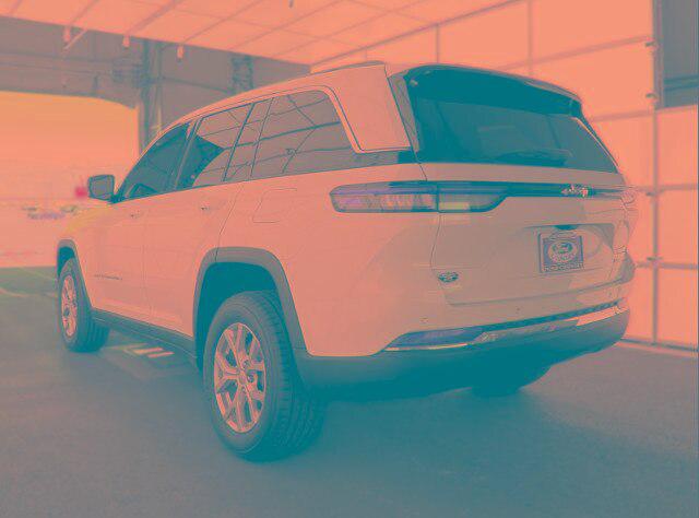 2023 Jeep Grand Cherokee Limited 4x2