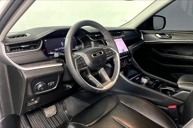 2023 Jeep Grand Cherokee Limited 4x2