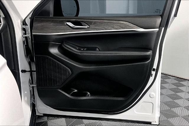2023 Jeep Grand Cherokee Limited 4x2
