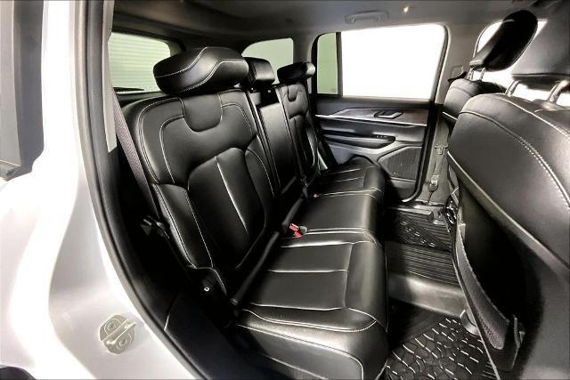 2023 Jeep Grand Cherokee Limited 4x2