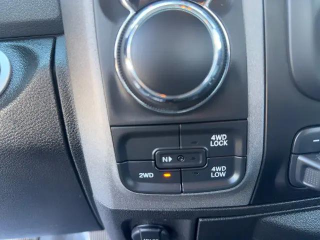 2019 Ram 1500 Classic Tradesman Crew Cab 4x4 57 Box