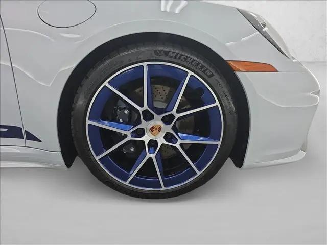 2026 Porsche 911 Carrera T Cabriolet