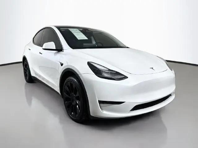 2024 Tesla Model Y Long Range Single Motor Rear-Wheel Drive