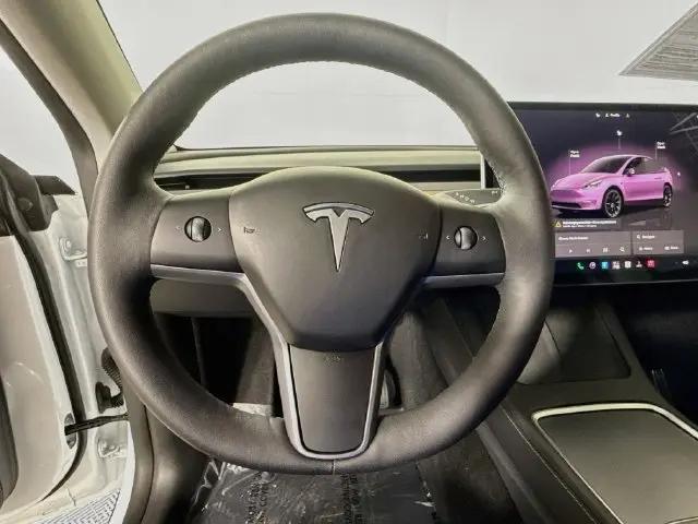 2024 Tesla Model Y Long Range Single Motor Rear-Wheel Drive