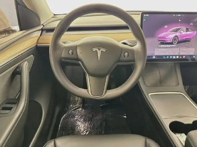 2024 Tesla Model Y Long Range Single Motor Rear-Wheel Drive
