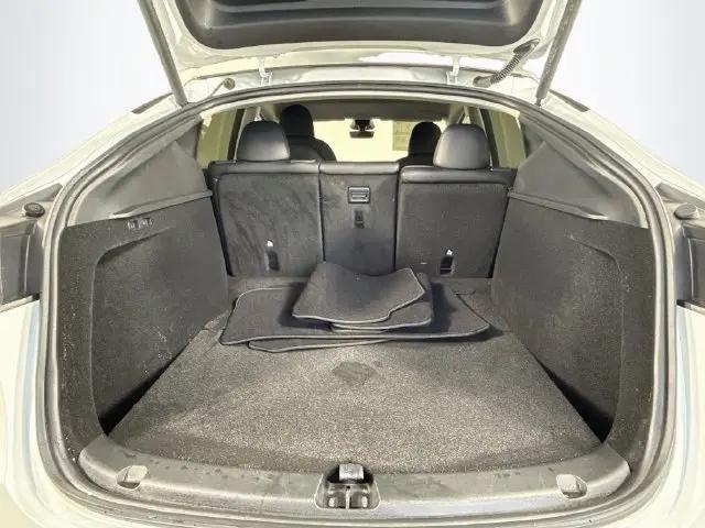 2024 Tesla Model Y Long Range Single Motor Rear-Wheel Drive