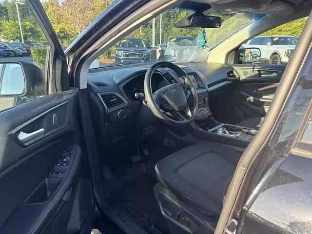 2020 Ford Edge SE