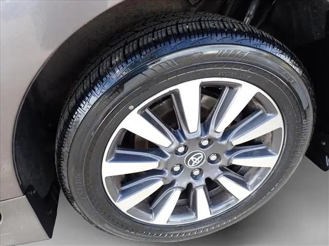 2019 Toyota Sienna XLE Premium 7 Passenger