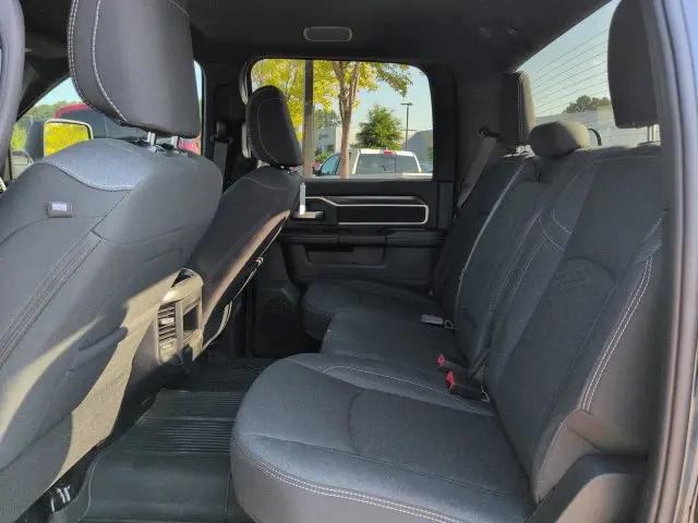 2025 Ram 3500 Big Horn Crew Cab 4x4 64 Box