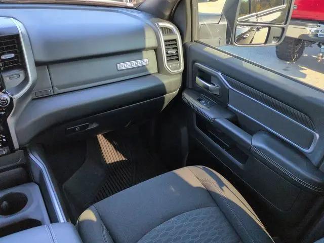 2025 Ram 3500 Big Horn Crew Cab 4x4 64 Box