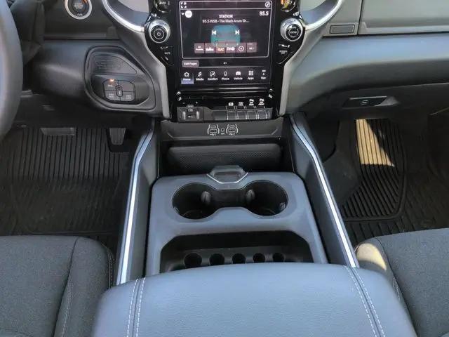 2025 Ram 3500 Big Horn Crew Cab 4x4 64 Box