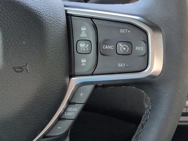 2025 Ram 3500 Big Horn Crew Cab 4x4 64 Box