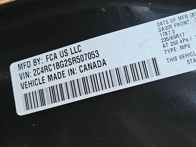 2025 Chrysler Pacifica Select